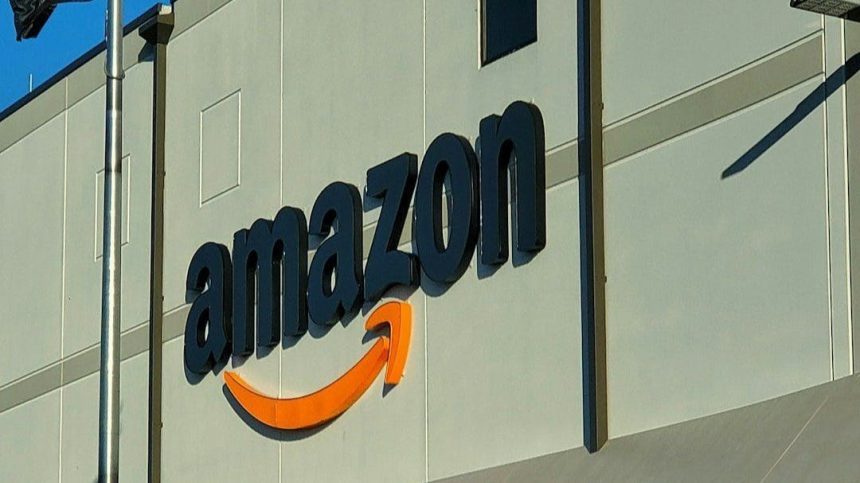 Amazon to Hire 250,000 U.S. Workers for Holiday Season Amid Spending Concerns